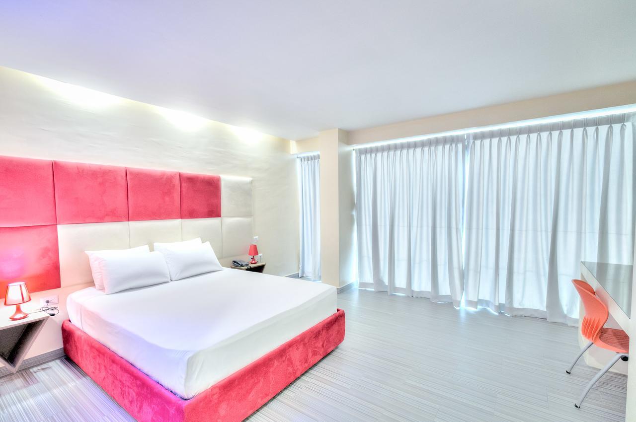 Alkquimia Hotel, Lounge And Bar Bayahibe Extérieur photo